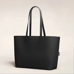 AWAY The Latitude Travel Tote